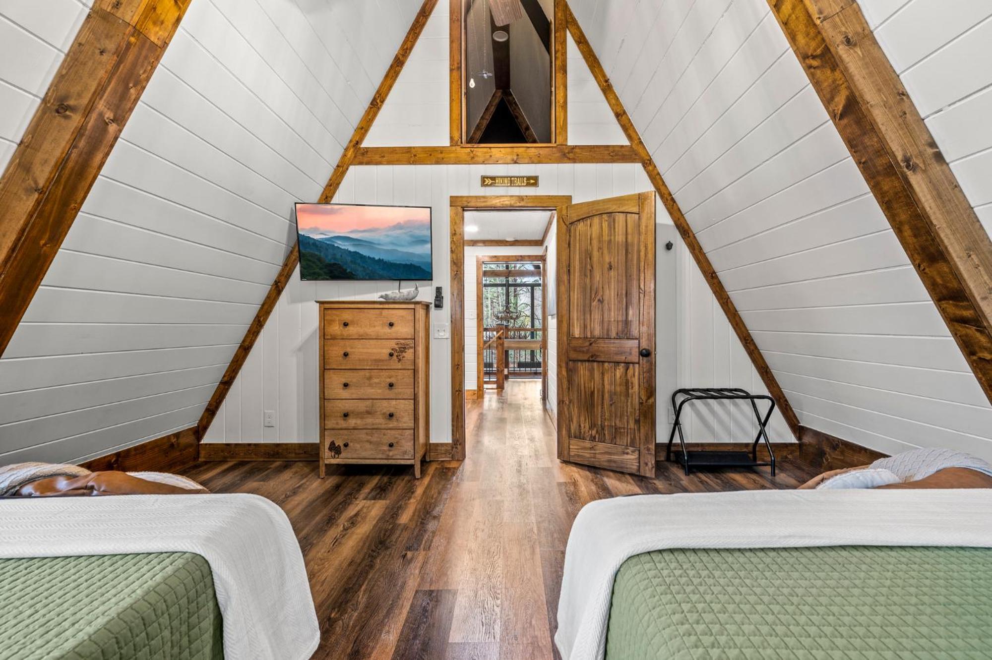 1Mile Downtown, Handicap Ramp, Hot Tub, Game Room Gatlinburg Exteriér fotografie